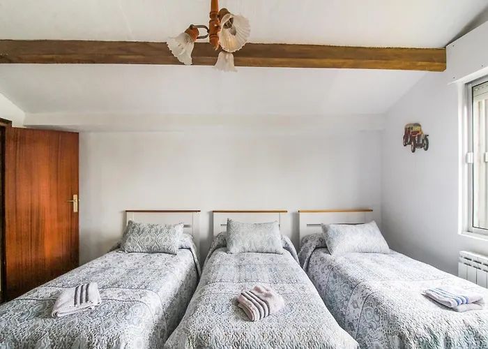 Villa In Villamuriel With Pool And Barbecue Villamuriel De Cerrato