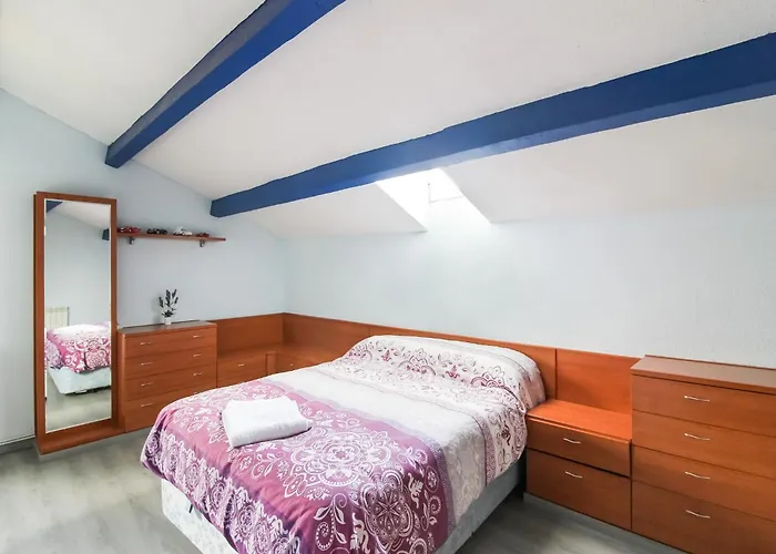 In Villamuriel With Pool And Barbecue * Villamuriel De Cerrato