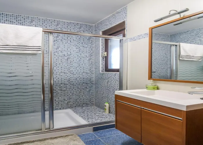 In Villamuriel With Pool And Barbecue * Villamuriel De Cerrato